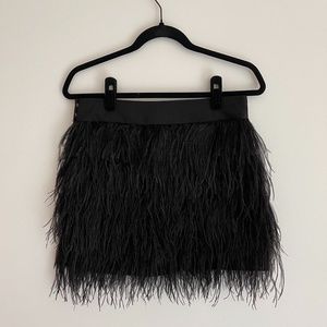 Club Monaco | Black Feather Skirt | Size 2